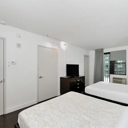 Amazing Luxury Apt At Midwest Near Time Square *