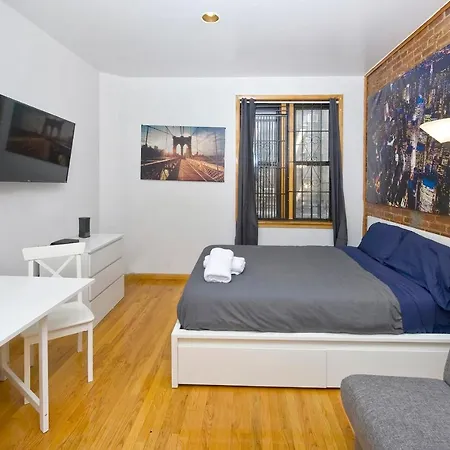 Apartment Yorkville Corporate Suites