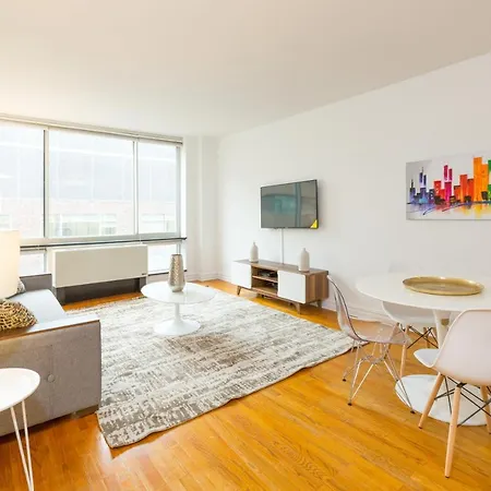 Upper East Side 61 Apartment
