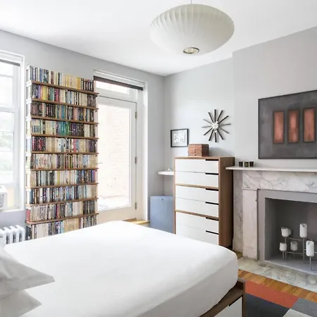 Apartment Adelphi Street Townhouse *