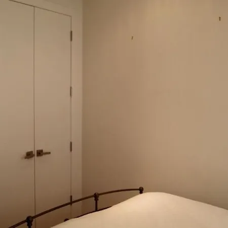 Sleeps 6 Wifi