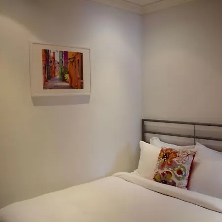 Apartment Nolita Sleeps 6 Wifi New York