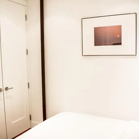 Sleeps 6 Air Con Wifi Apartment New York