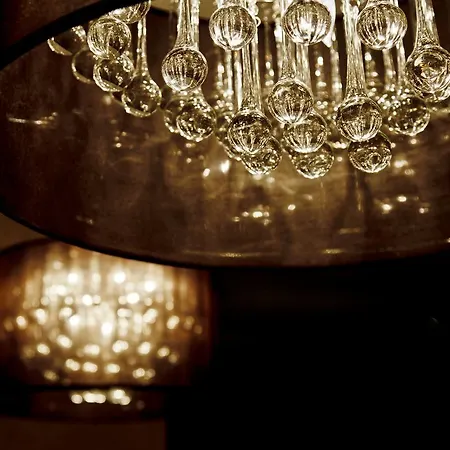 Distrikt City, Tapestry Collection By Hilton Hotel New York