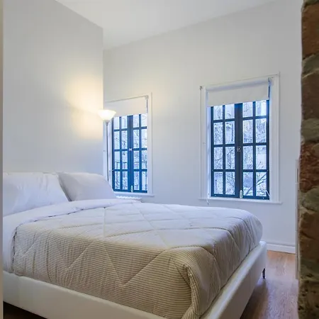 Prime West Village Vacation Apartment *