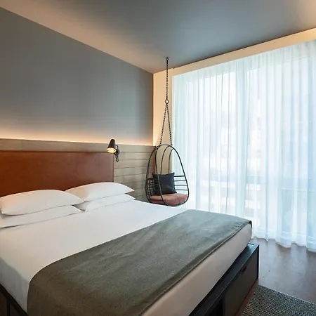 Hotel Moxy Nyc Downtown New York