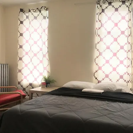 Apartment Next To Central Park New York