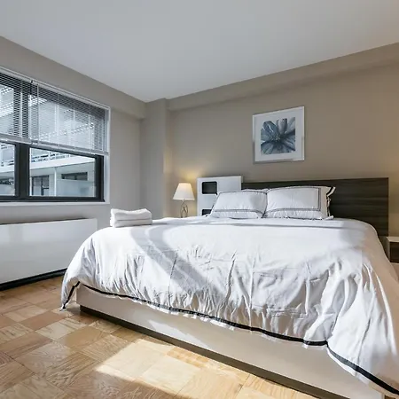 Luxury Upper East Side Apartment *