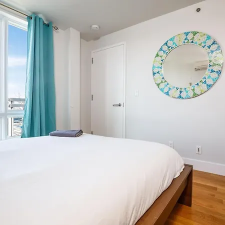4 Bedroom 2 Bath Bushwick Spot W/ Stunning Views * New York