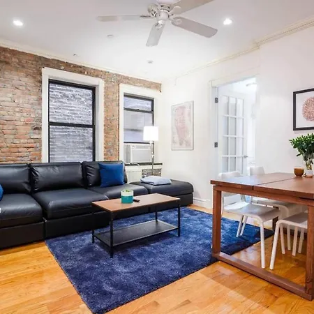 Apartment Spacious, Quaint, Private 3br/2ba Sleeps 9 ~*best Block In Lower East Side *~ *