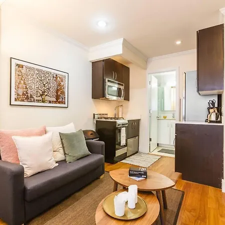Essential, Easy, Private, Luxe, Bright Lower East Side 1br- Sleeps 3 *