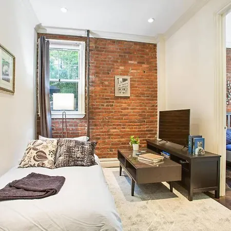 ~*perfectly Located, Exceptionally Designed*~ 4br 2ba Flat For Groups & Families Apartment New York