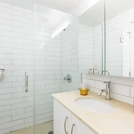 Apartment Essential, Easy, Private, Luxe, Bright Lower East Side 1br- Sleeps 3