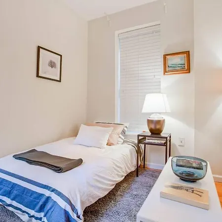 Well-designed 2br Pad In Exceptional Neighborhood: Lower East Side! Apartment *