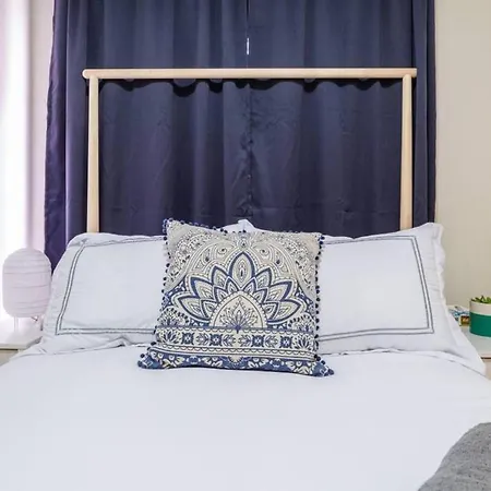 Apartment Spacious, Quaint, Private 3br/2ba Sleeps 9 ~*best Block In Lower East Side *~ *