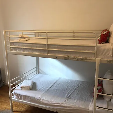 Rostel Hostel *