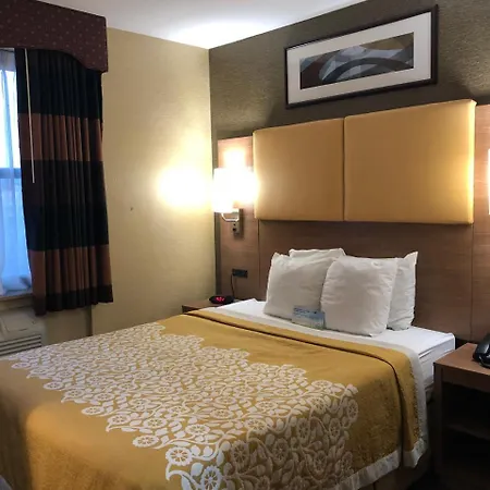 Hotel Days Brooklyn New York