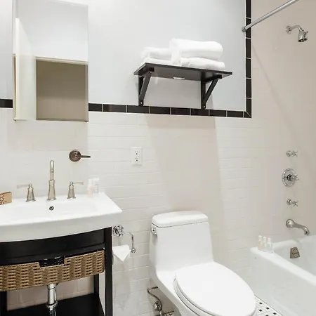 Apartment East 11th Street By Onefinestay *
