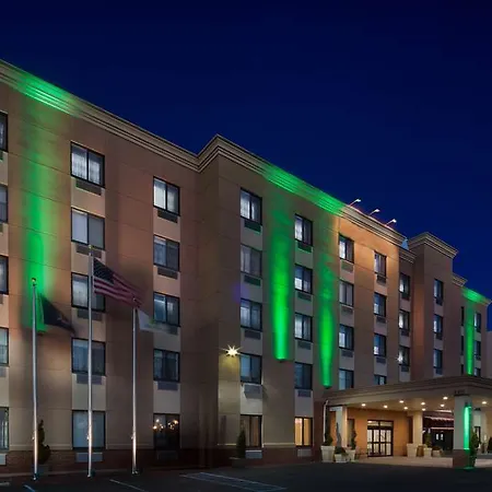 Fairfield & By Marriott Staten Island 3* New York