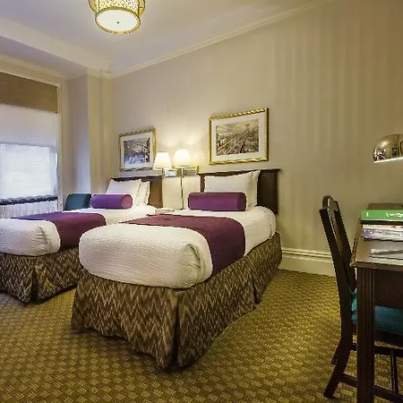 Wolcott Hotel 3*