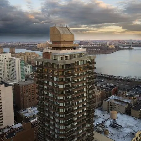 Hotel The Marmara Manhattan