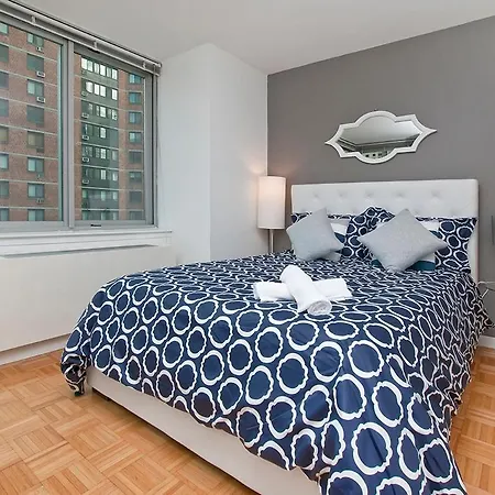 Apartment Luxurious 2 Bed Doorman Apt At Uws Apts *