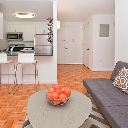 Apartment Luxurious 2 Bed Doorman Apt At Uws Apts *