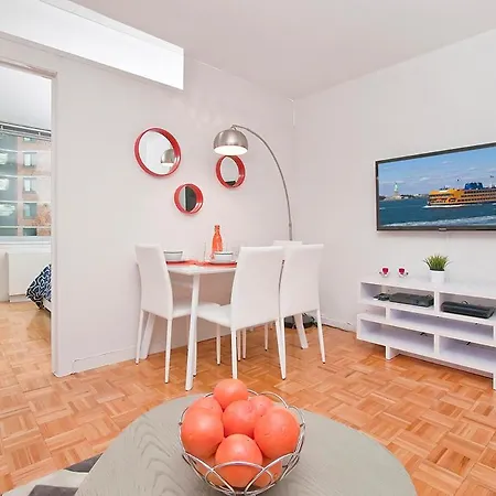 Luxurious 2 Bed Doorman Apt At Uws Apts