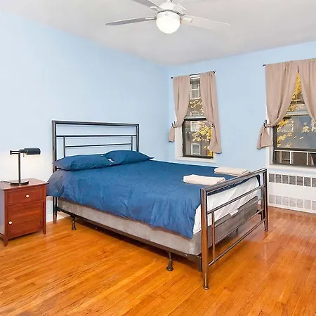 Corporate Suites On Upper East Side Apartment *