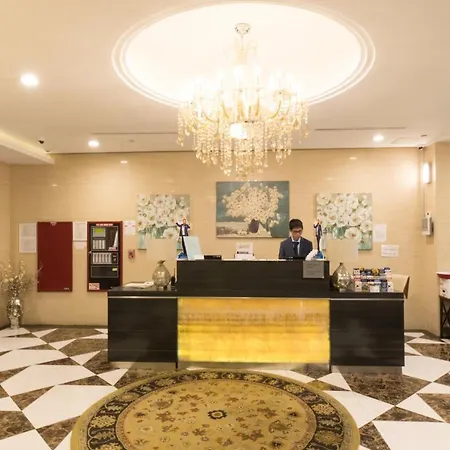 Wyndham Garden Fresh Meadows Flushing Hotel 3*