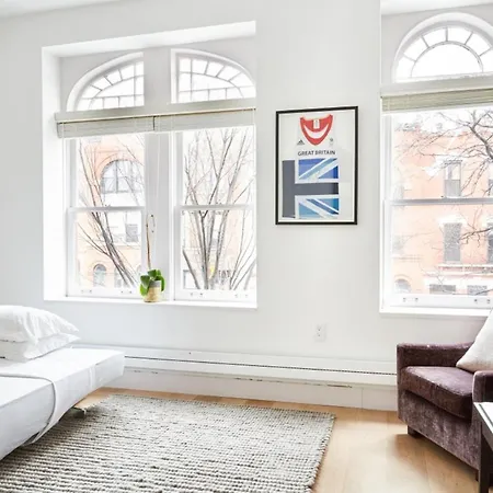 Manhattan Avenue Townhouse By Onefinestay *