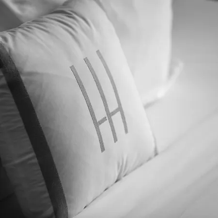 Henri Hotel 4*