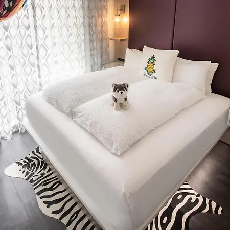 Hotel Staypineapple, An Artful Hotel, Midtown