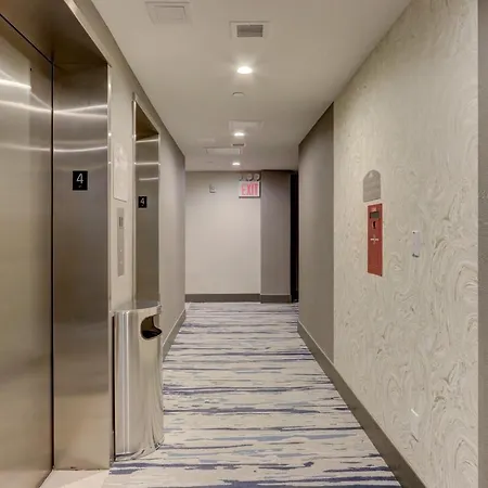 Microtel By Wyndham Long Island Hotel New York