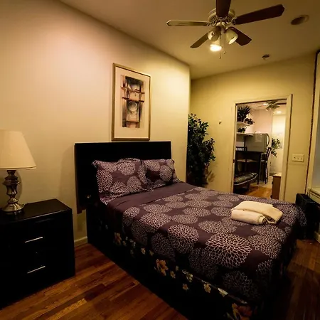 Apartment Midtown Two Bedroom Apartment - Central Park New York