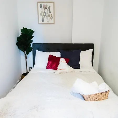 3 Bedroom Williamsburg Duplex 15 Mins To Manhattan Apartment New York