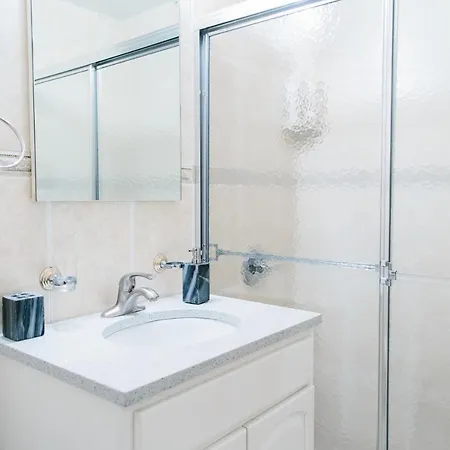 Apartment Stylish, Comfortable 3 Bdr In Trendy Williamsburg *