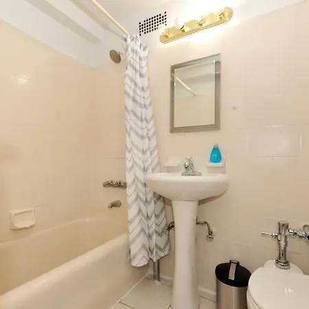 Apartment Perfect 3 Bedroom Midtown East Doorman Apt New York