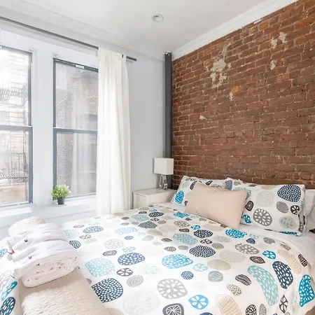 Athenas Domus # 4 Apartment
