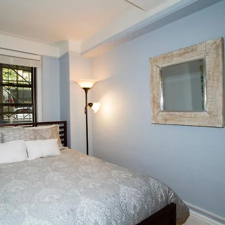 Perfect 3 Bedroom Midtown East Doorman Apt New York