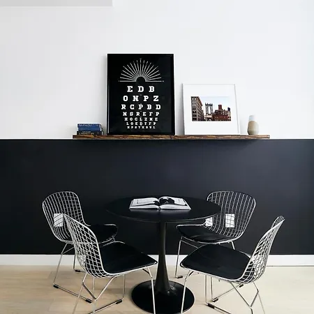 Sonder - Stock Exchange 4*