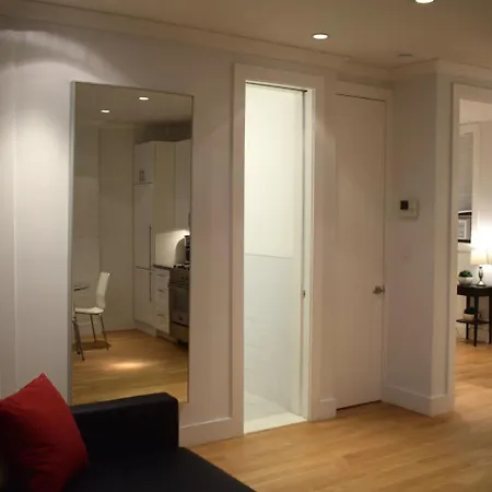 Apartment Midtown Garden New York