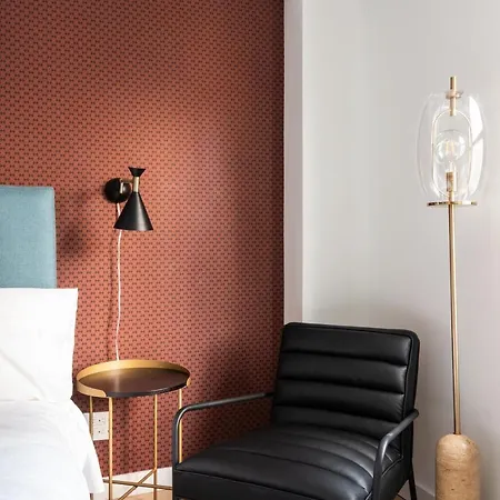 Modern Midtown East Suites By Sonder