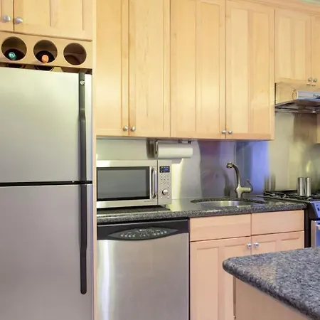 Fully Furnished 2 Bed Apt In Chelsea Nyc Apartment *