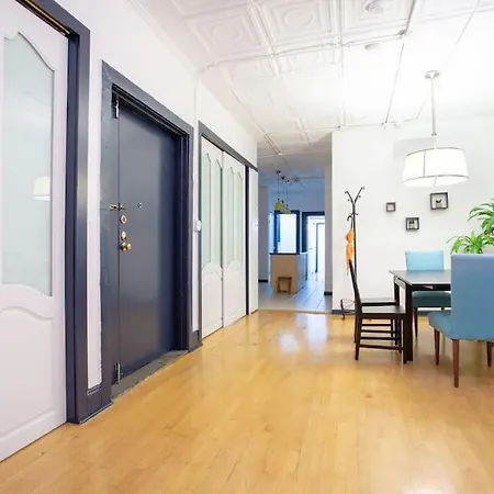 Fully Furnished 2 Bed Apt In Chelsea Nyc *