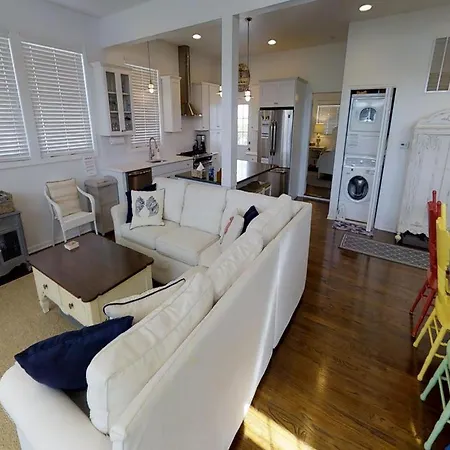 Brant Beach Oceanside Home.2 Living Summer That Has For The Whole Family. 140253 Holiday home