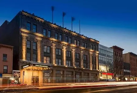 Opera House 3*