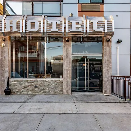 Umbrella Brooklyn - Newly Renovated Hotel 3*