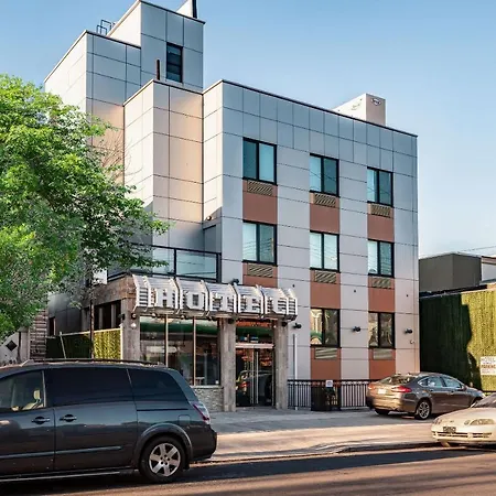Hotel Umbrella Brooklyn - Newly Renovated