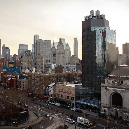 Leon Les Hotel New York
